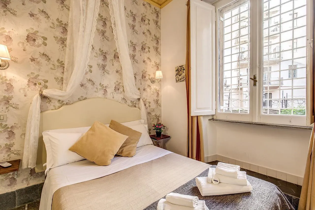 فندق مبيت وإفطار Colosseo Romeo